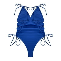 Ljetne dame koje kušaju kupaći kostim plavi kostim na plaži
