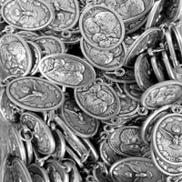 Pakovanje saints medalja u oksidiranom srebrnu izrađenu u Italiji 1 0,7