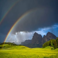 Evropa, Italija, Dolomites, Alpe di Siusi Double Rainbow nad planinskim livadom AS: Jim Nilsen Jaynes